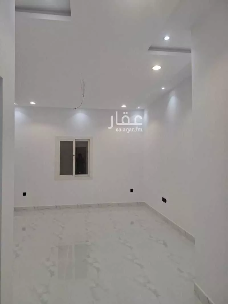 عمارة 779 م² في السلامة 4