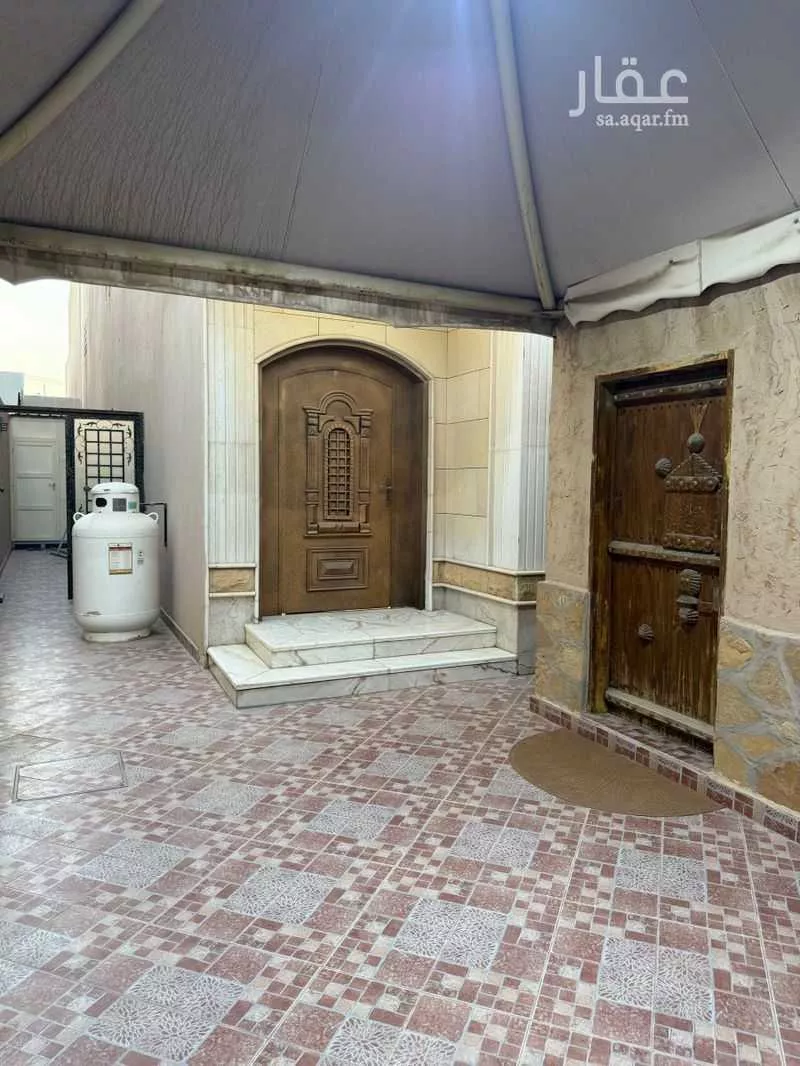 فيلا 5 غرف في النفل 3