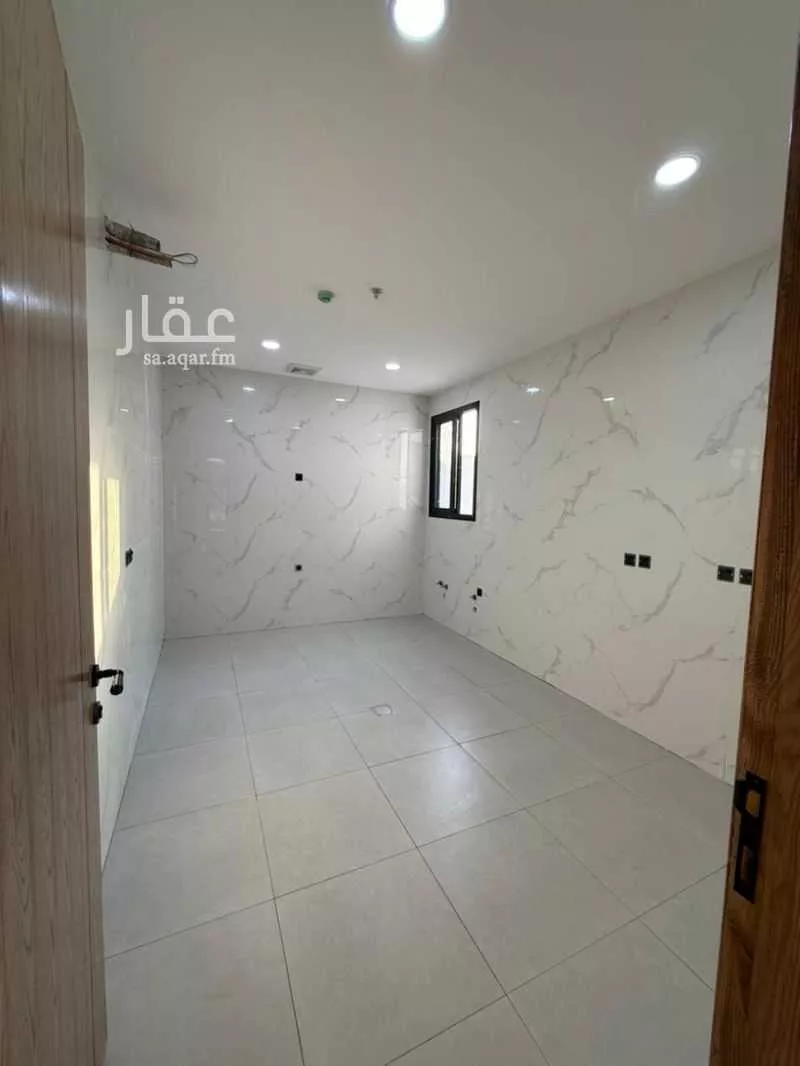 شقة 5 غرف في الامير محمد بن سعود 5