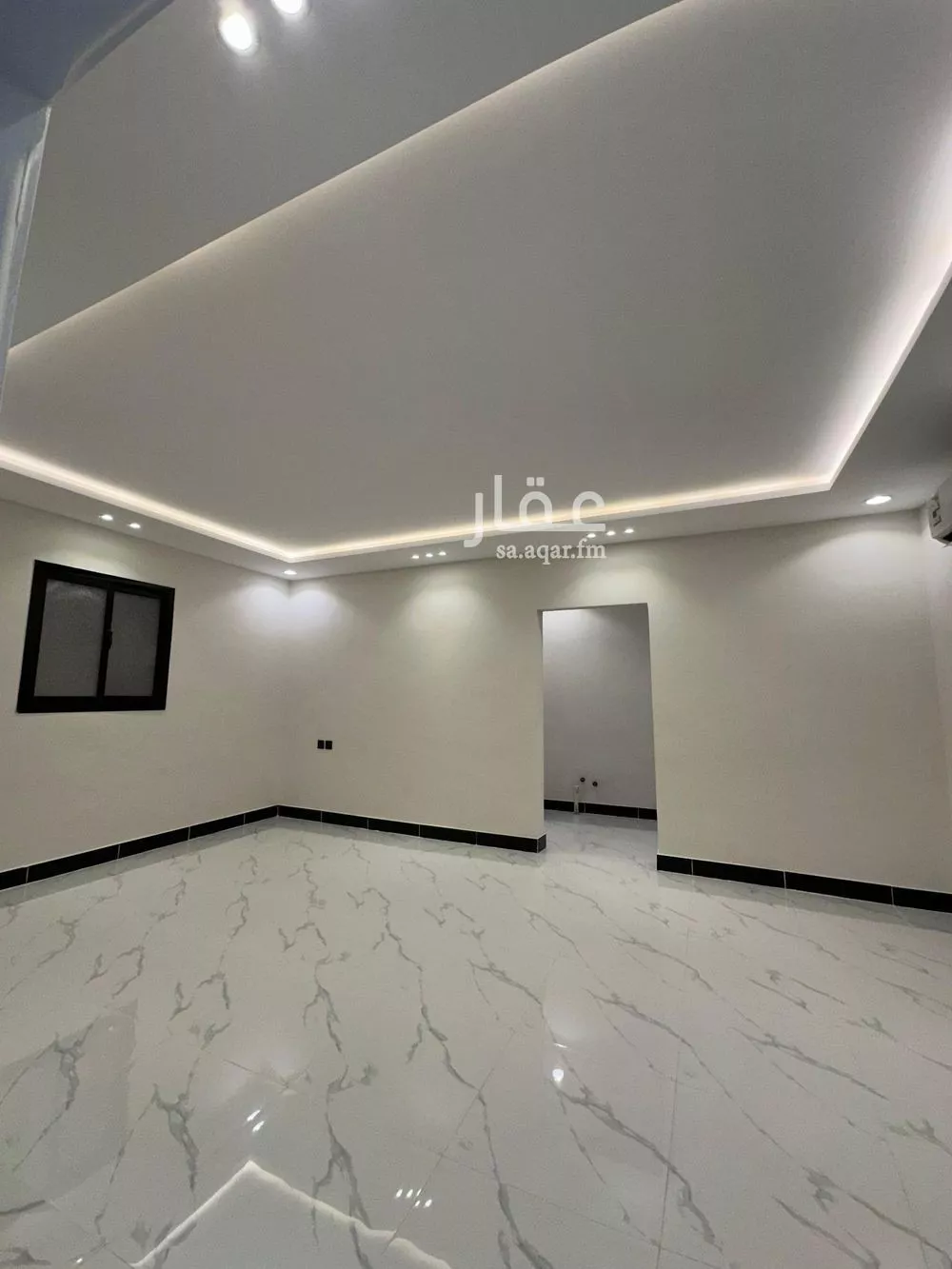 شقة 1 غرف في العقيق 4