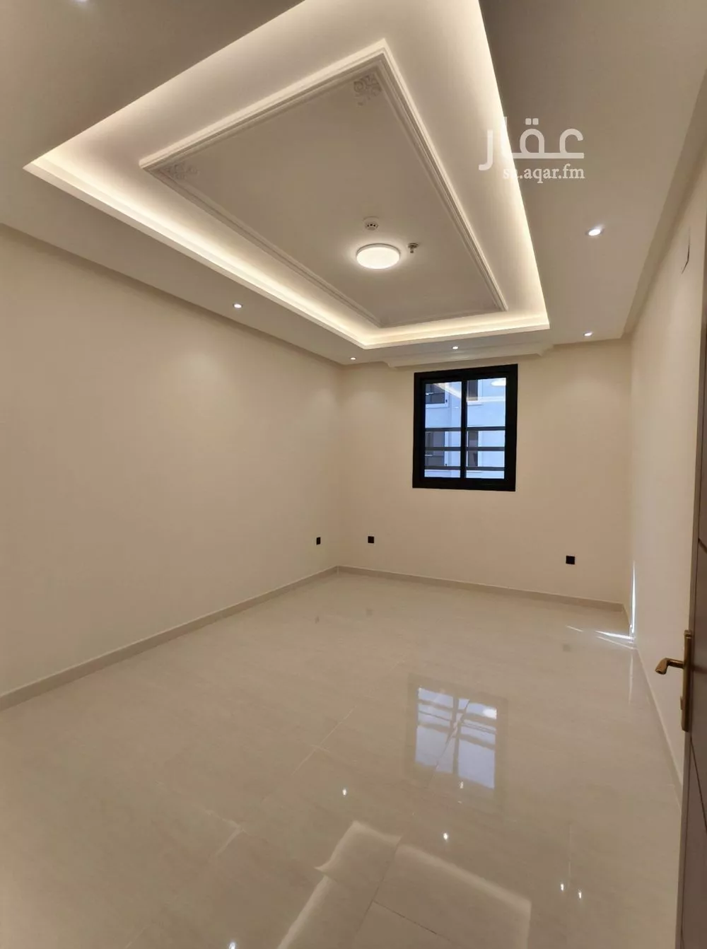 شقة 3 غرف في الروضة 4