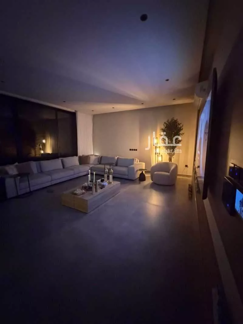 4 bedroom apartment in Al Rabwa 4