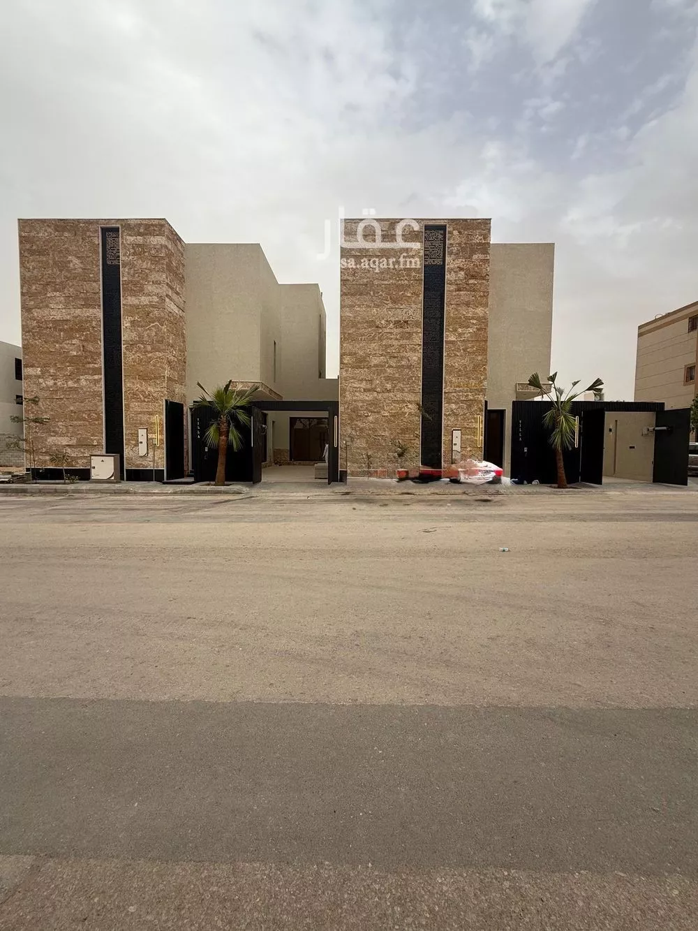 8 bedroom villa in Al Mahdiyyah 1