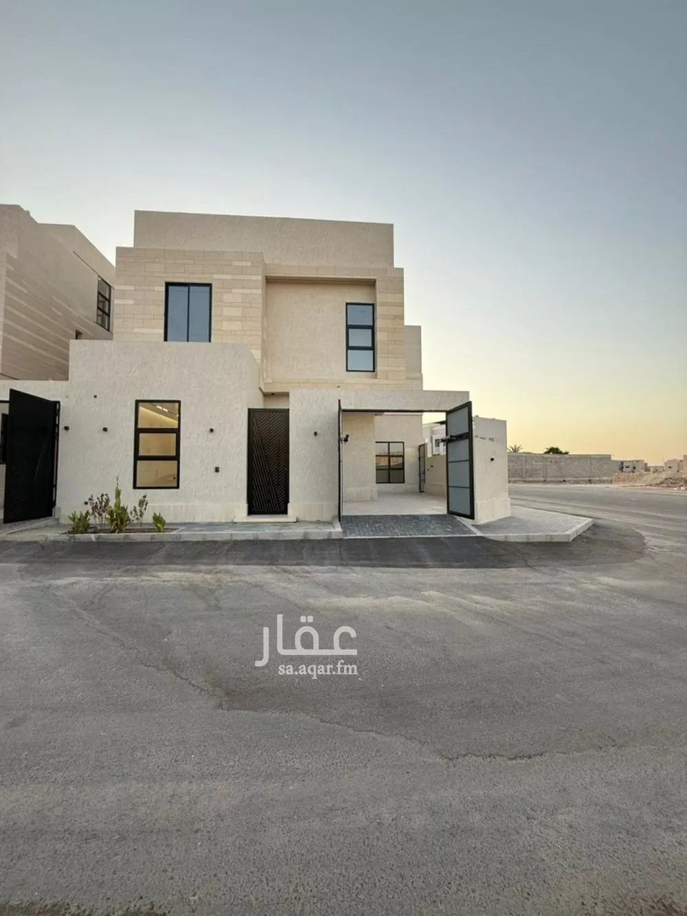 فيلا 8 غرف في المهدية 3