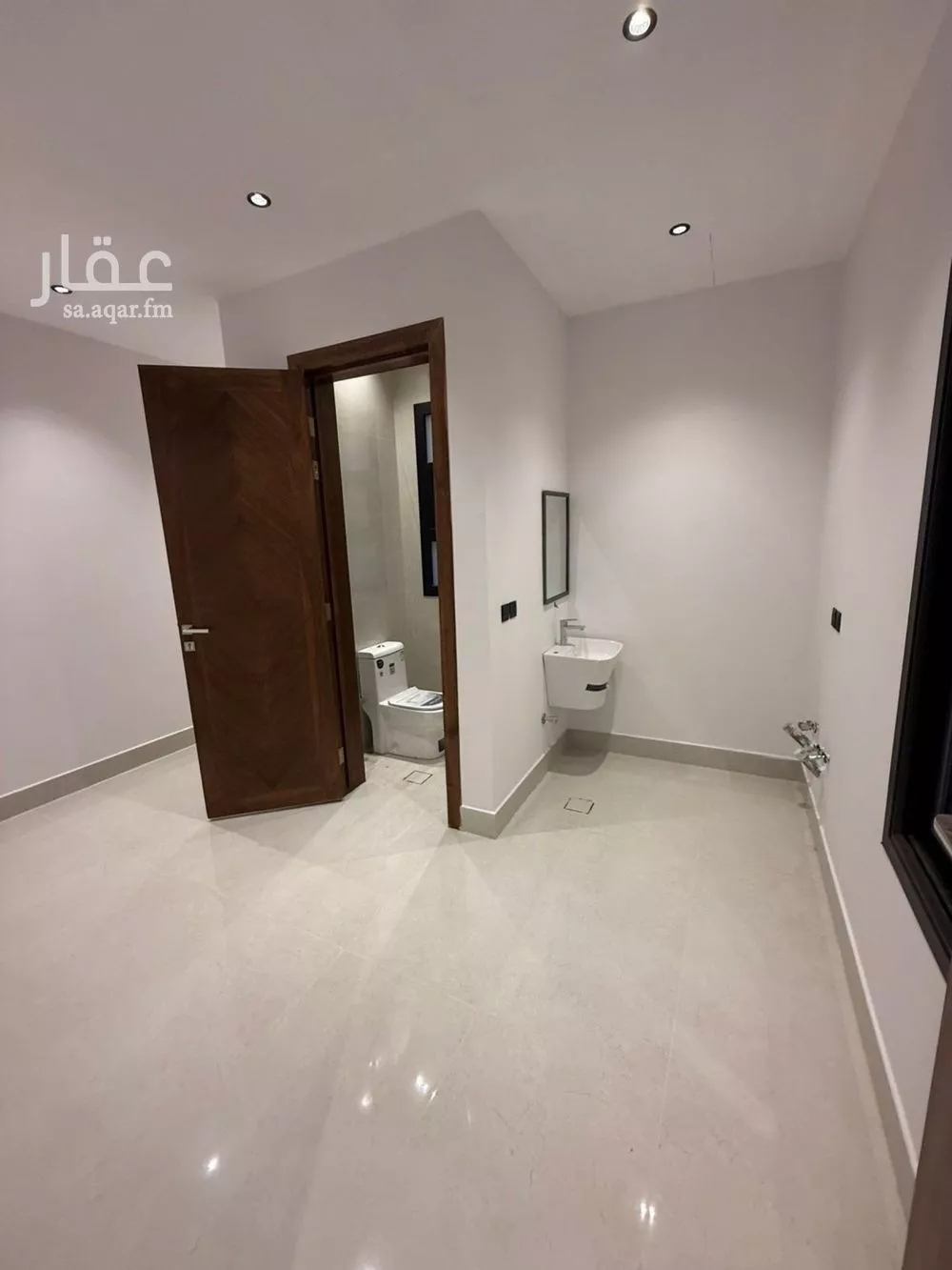 7 bedroom villa in Al Mahdiyyah, Riyadh 17