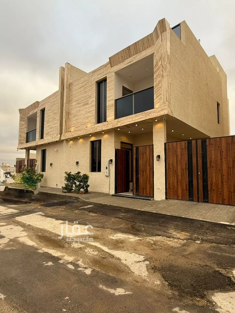 فيلا 8 غرف في المهدية 3