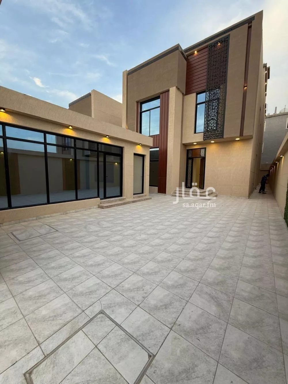 6 bedroom villa in Al Amanah 1