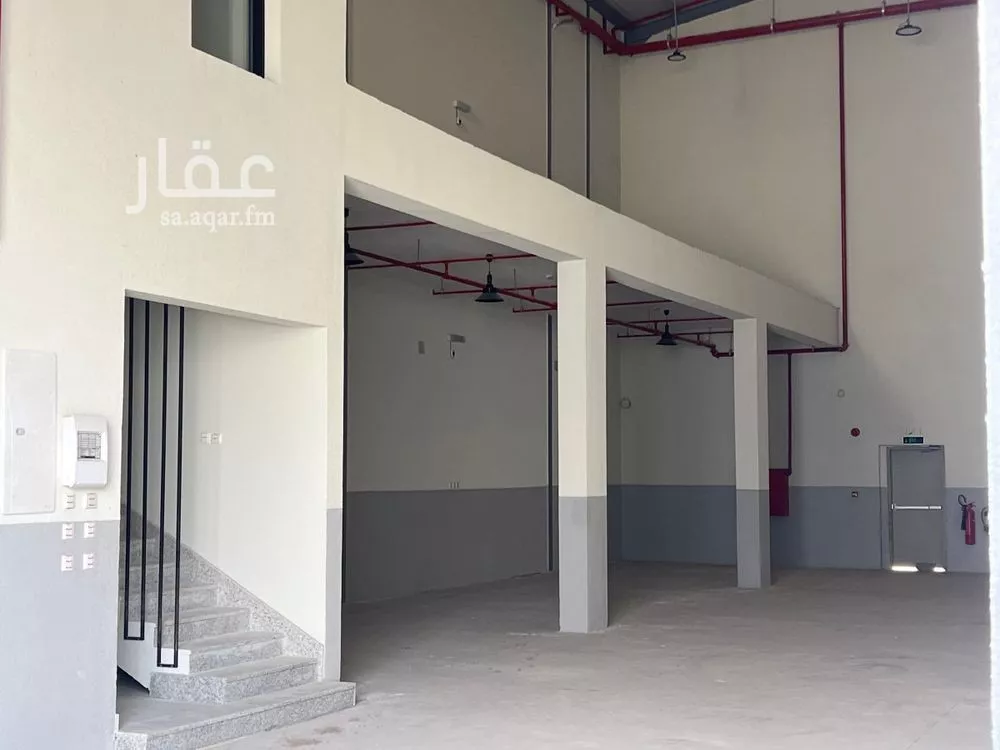 3707 sqm warehouse in Al Ghnamiah 3