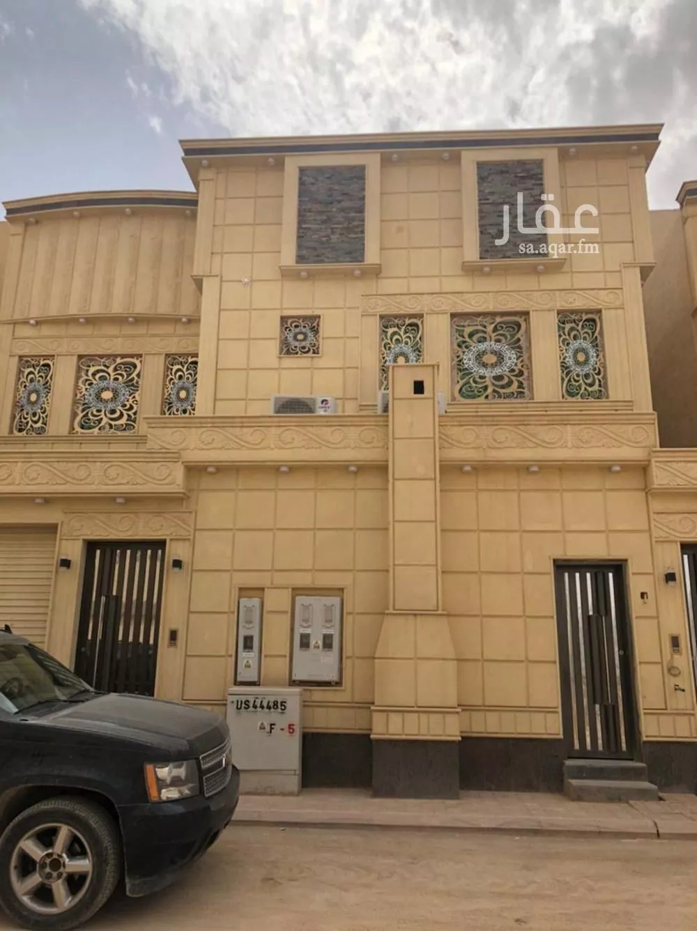 فيلا 5 غرف في الرمال