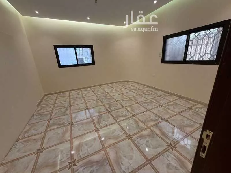 4 bedroom apartment in Al Rabwa 4