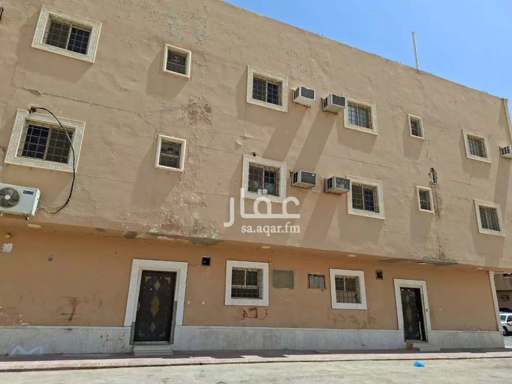 عمارة 1000 م² في بدر 4