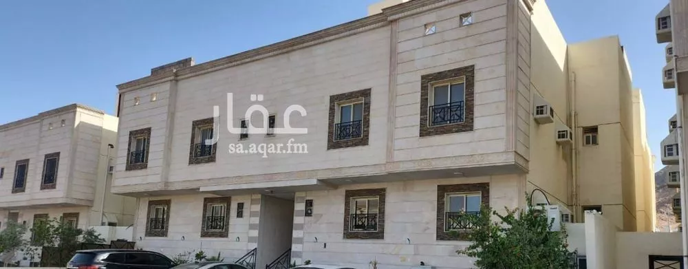 675 sqm building in Taibah 2