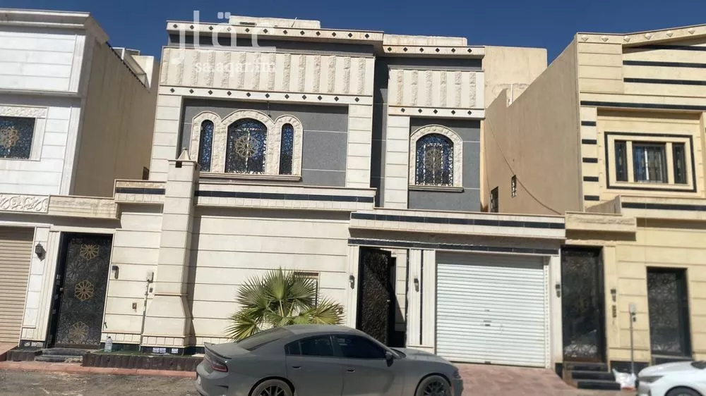 فيلا 7 غرف في الرمال