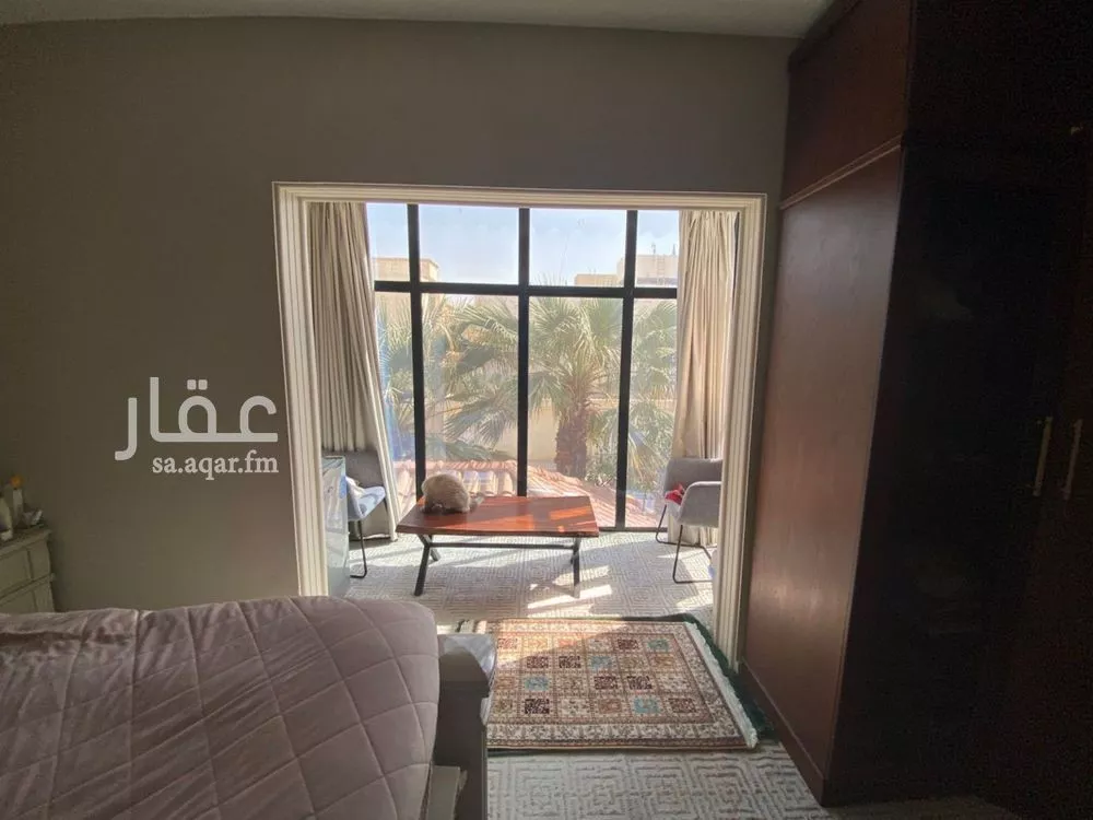 فيلا 5 غرف في عرقة 3