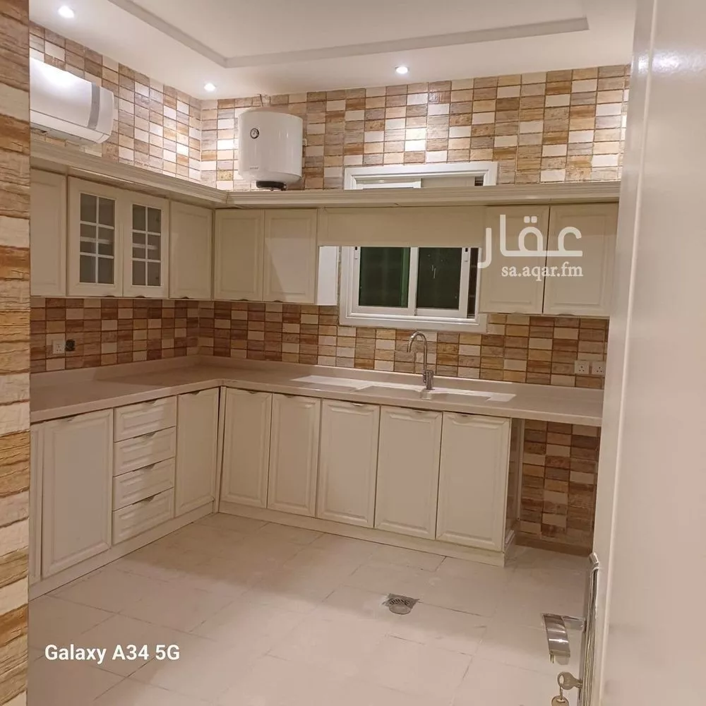 دور 3 غرف في النرجس 3