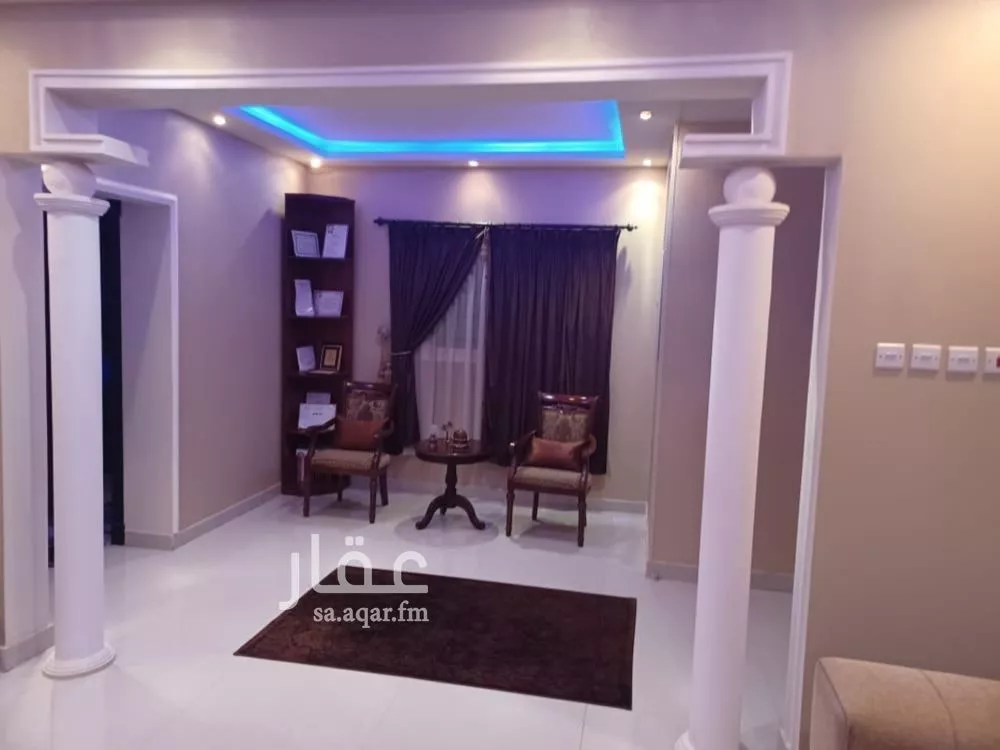 فيلا 7 غرف في الياسمين 2