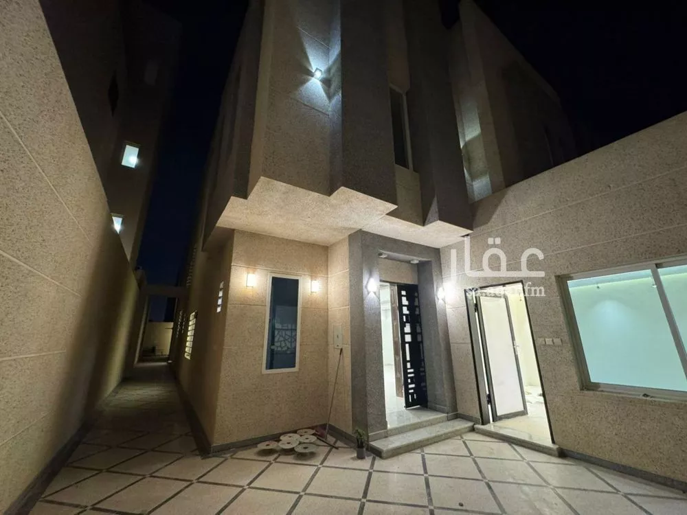 فيلا 7 غرف في النرجس 4