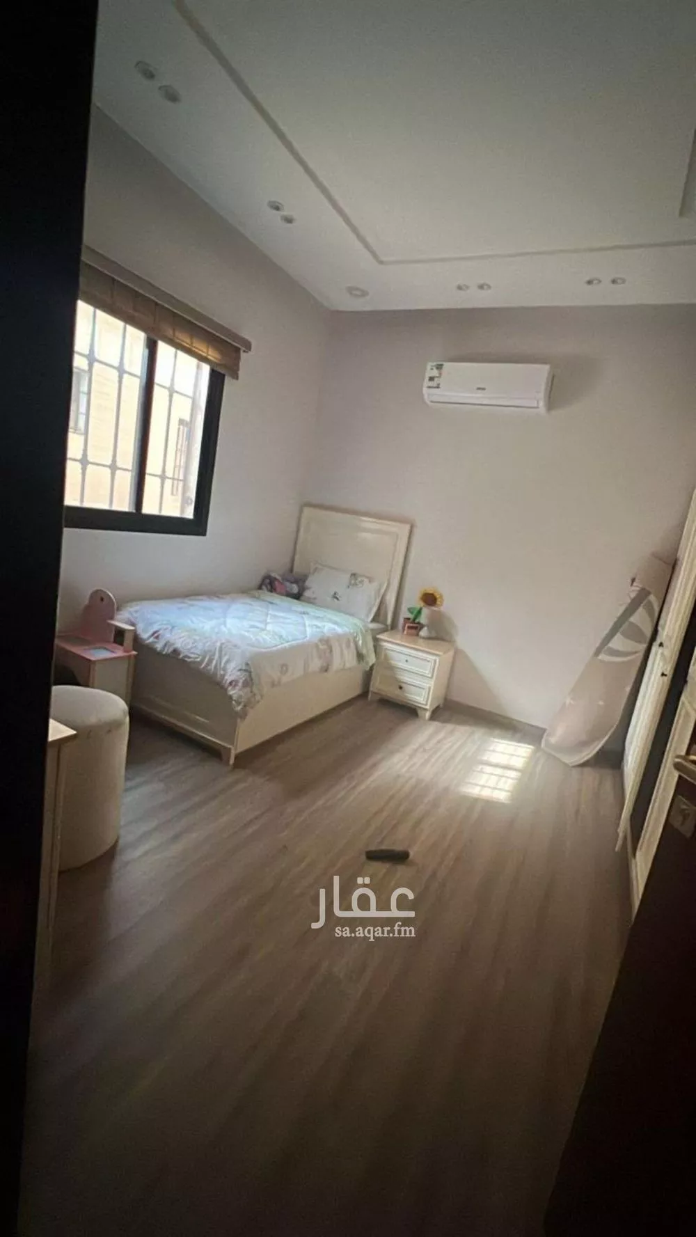 فيلا 5 غرف في عكاظ 4