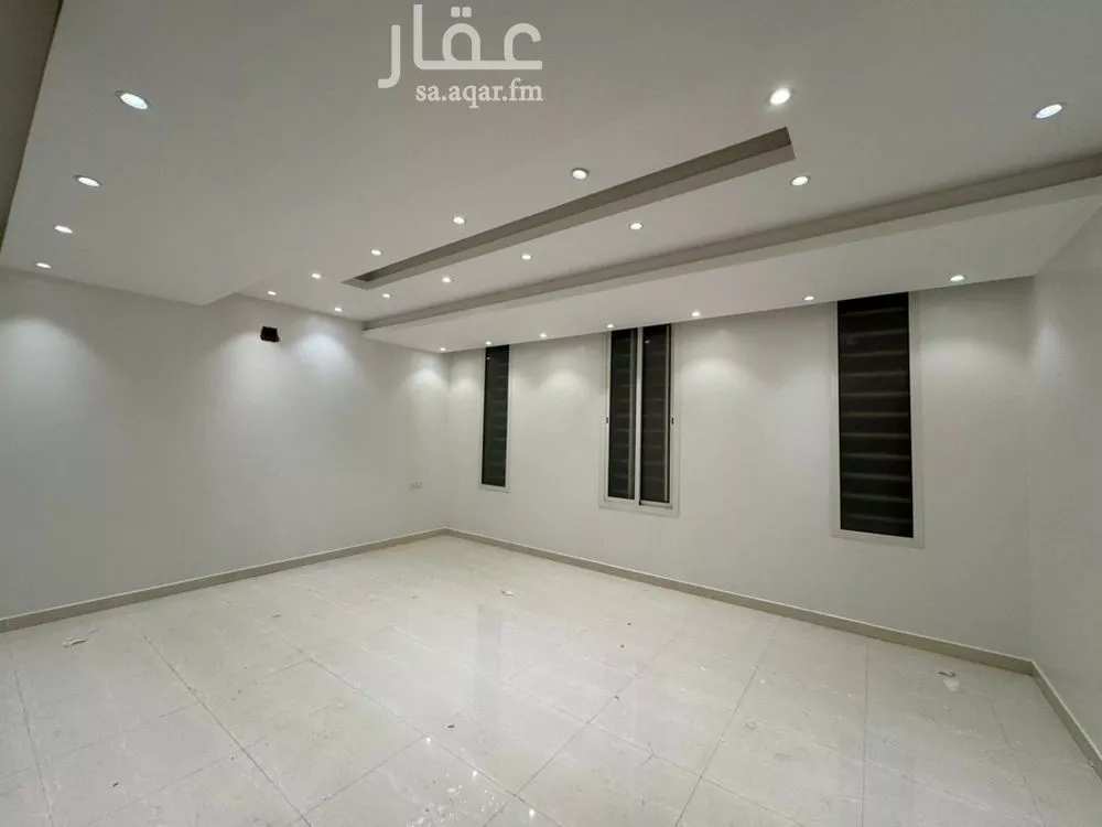 فيلا 7 غرف في النرجس 5