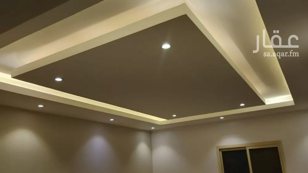 شقة 3 غرف في الملقا 4