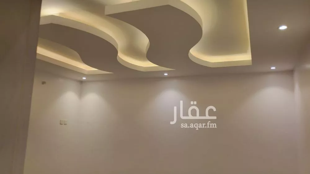 شقة 3 غرف في الملقا 5