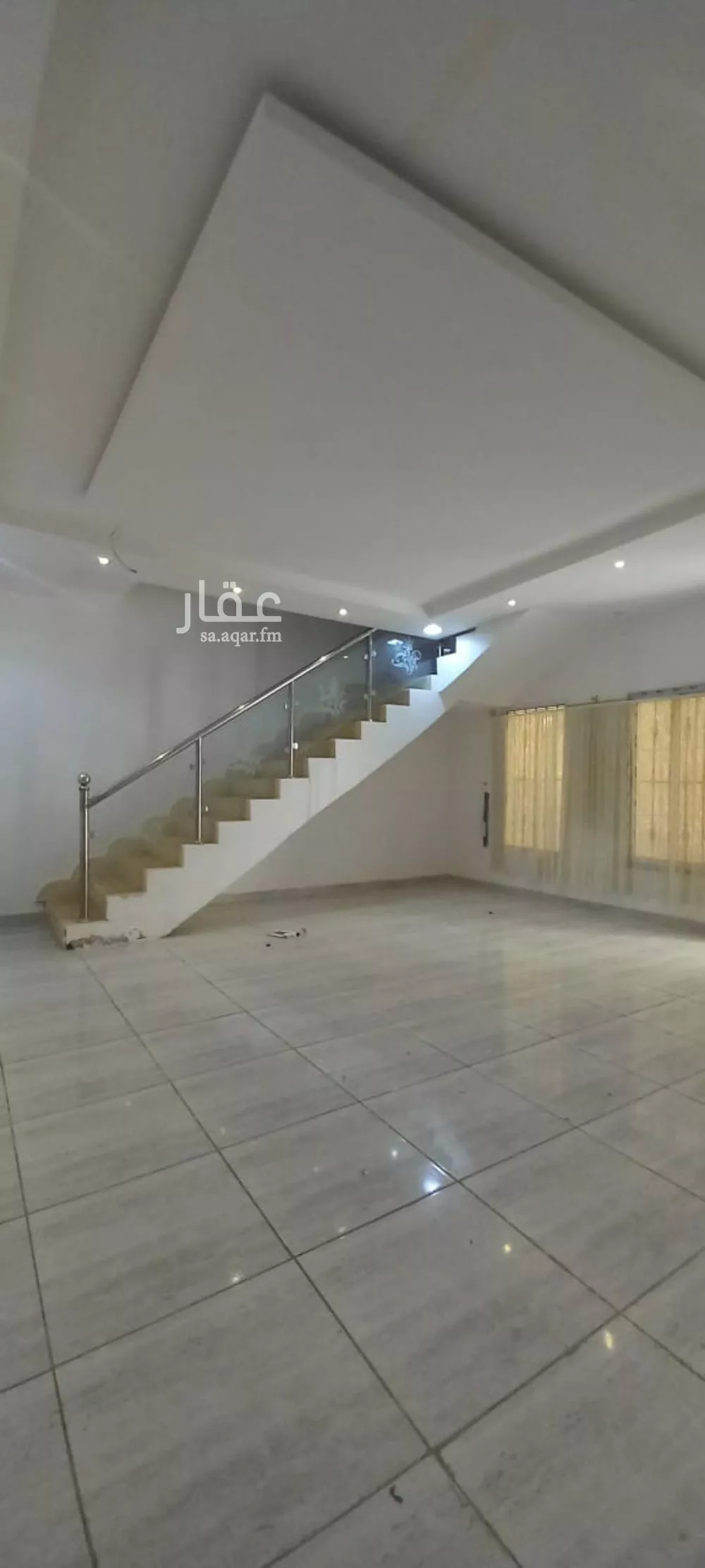 فيلا 6 غرف في الجنادرية 3