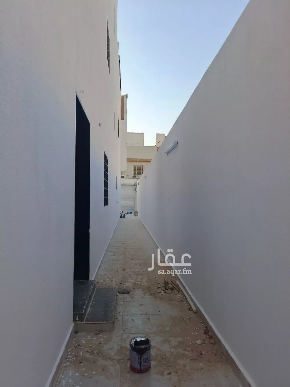 شقة 6 غرف في الرمال 4