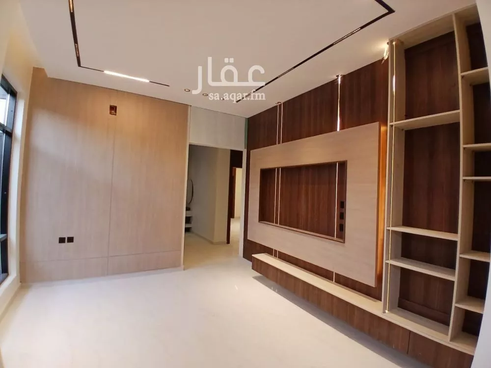 4 bedroom floor in Ash Sharq 1