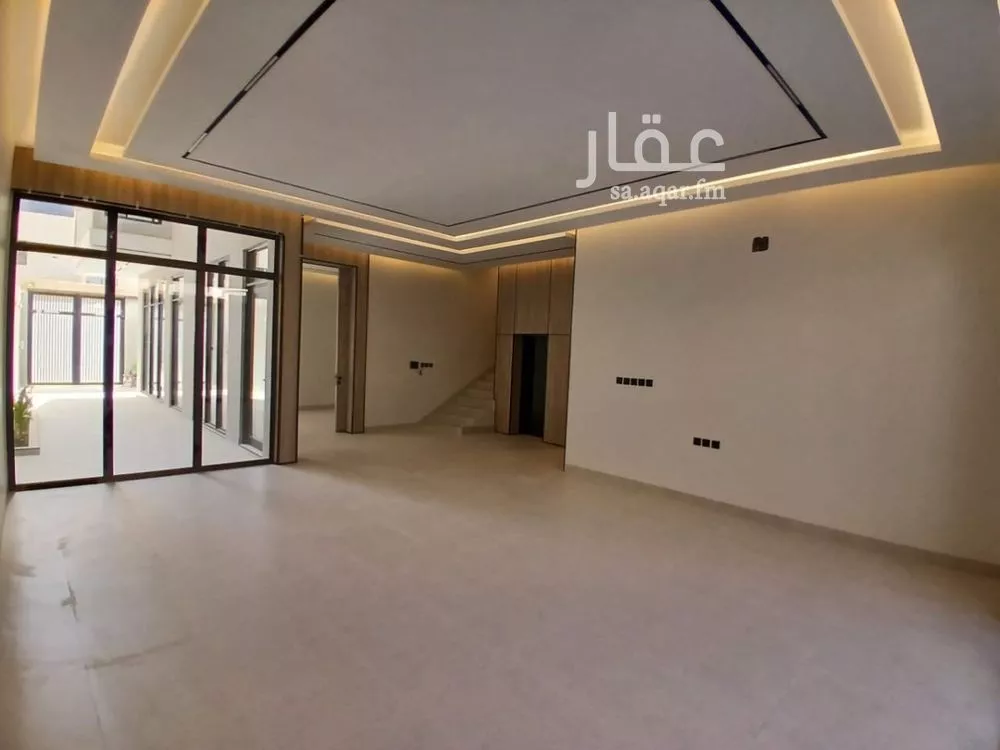 فيلا 5 غرف في الرمال 2