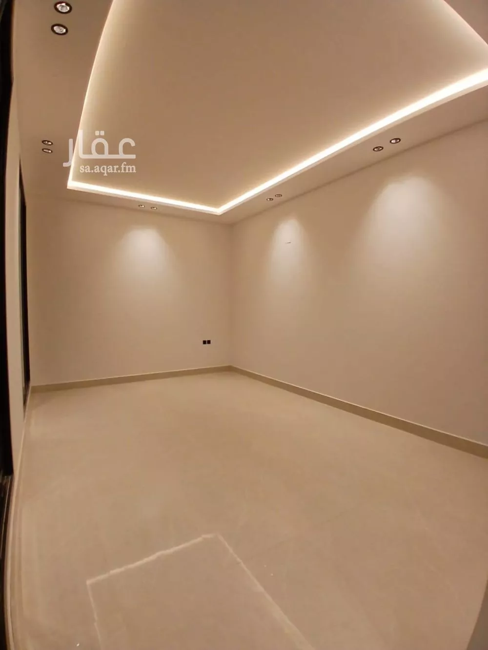 فيلا 4 غرف في الجنادرية 5