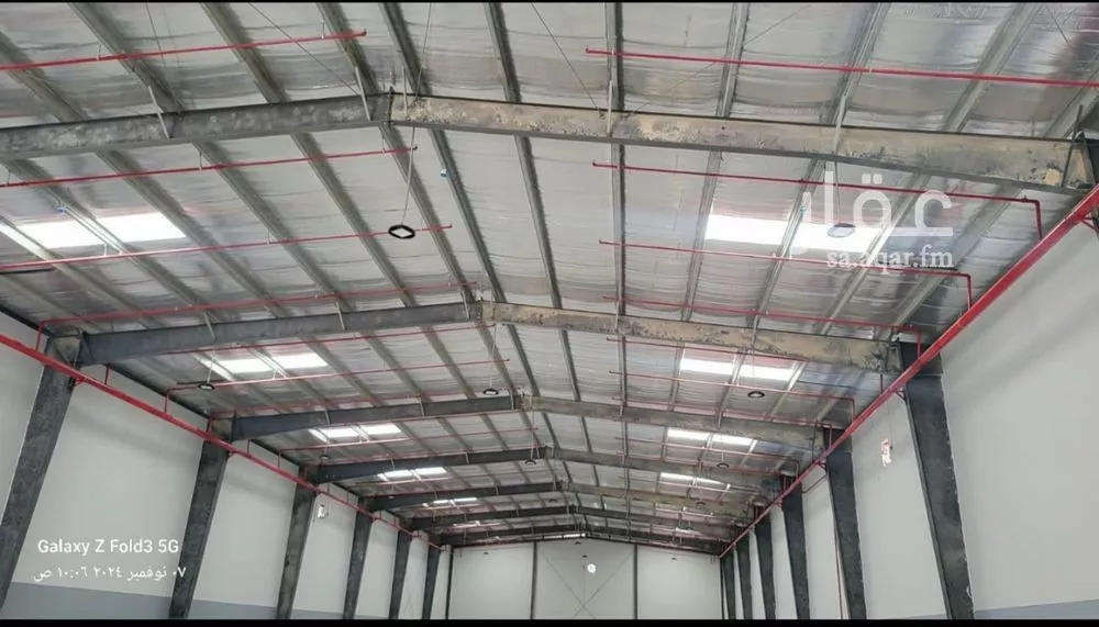 مستودع 4250 م² في طيبة 3