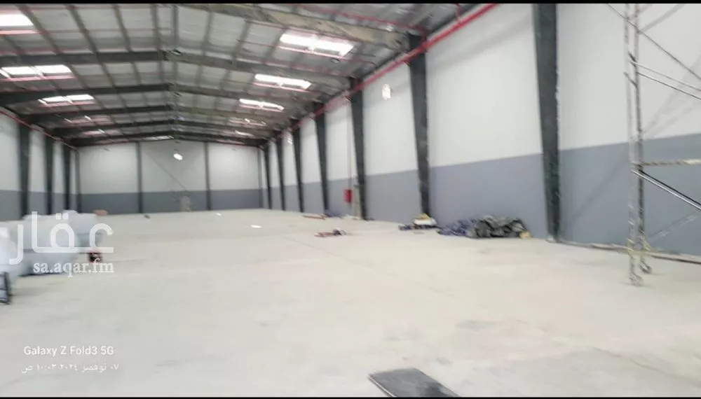 مستودع 4250 م² في طيبة 5