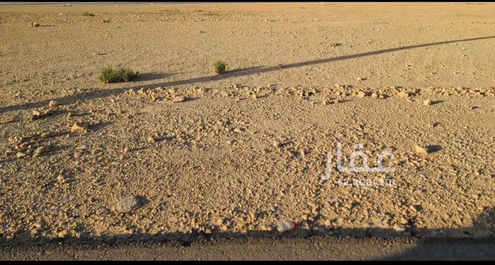 أرض 1050 م² في عريض