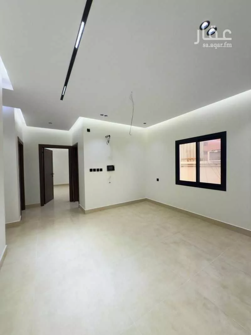 شقة 4 غرف في الروضة 3