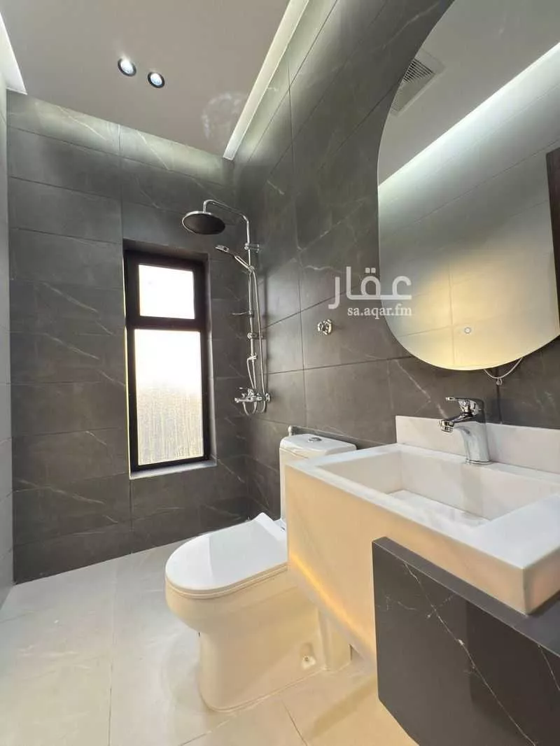 شقة 4 غرف في الروضة 5