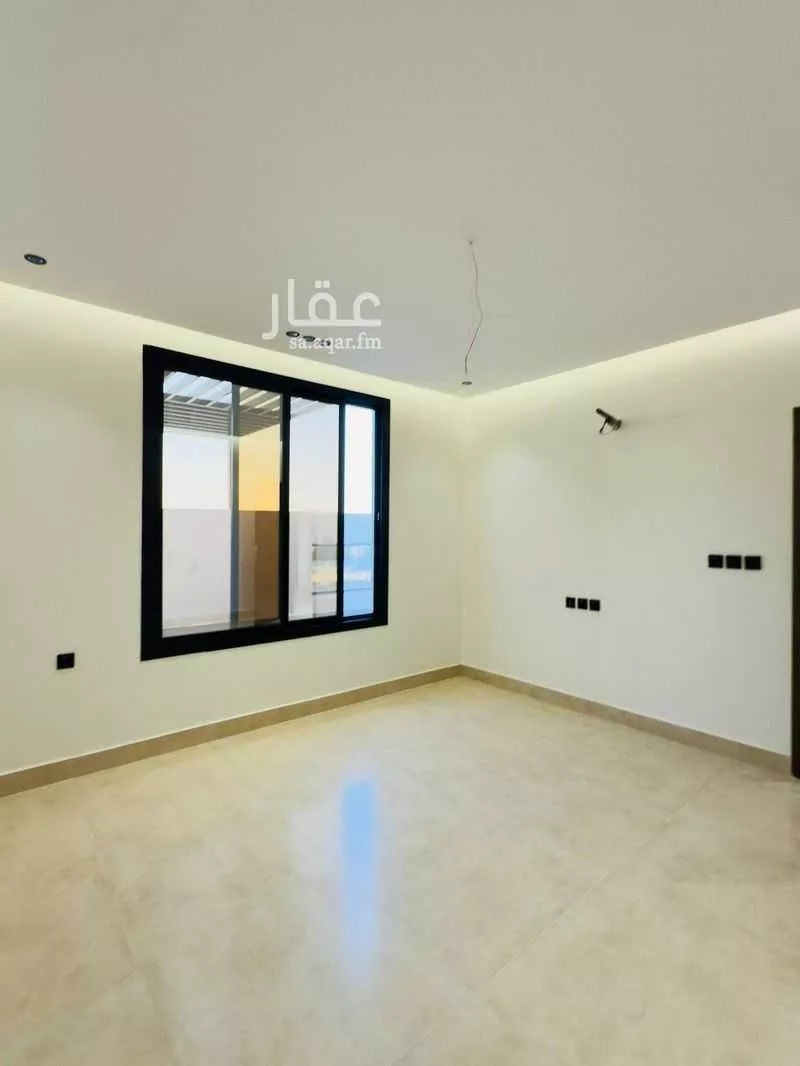 شقة 4 غرف في الروضة 3