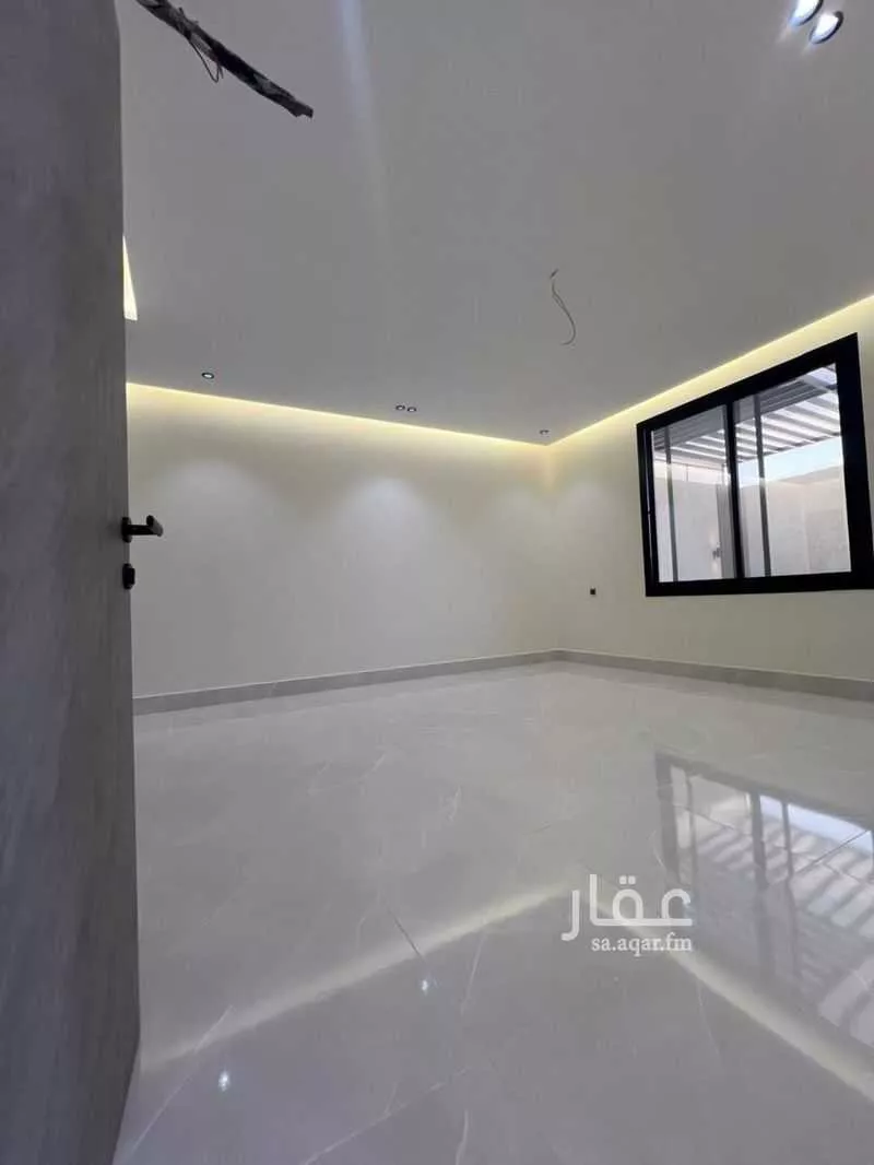 شقة 4 غرف في الروضة 3