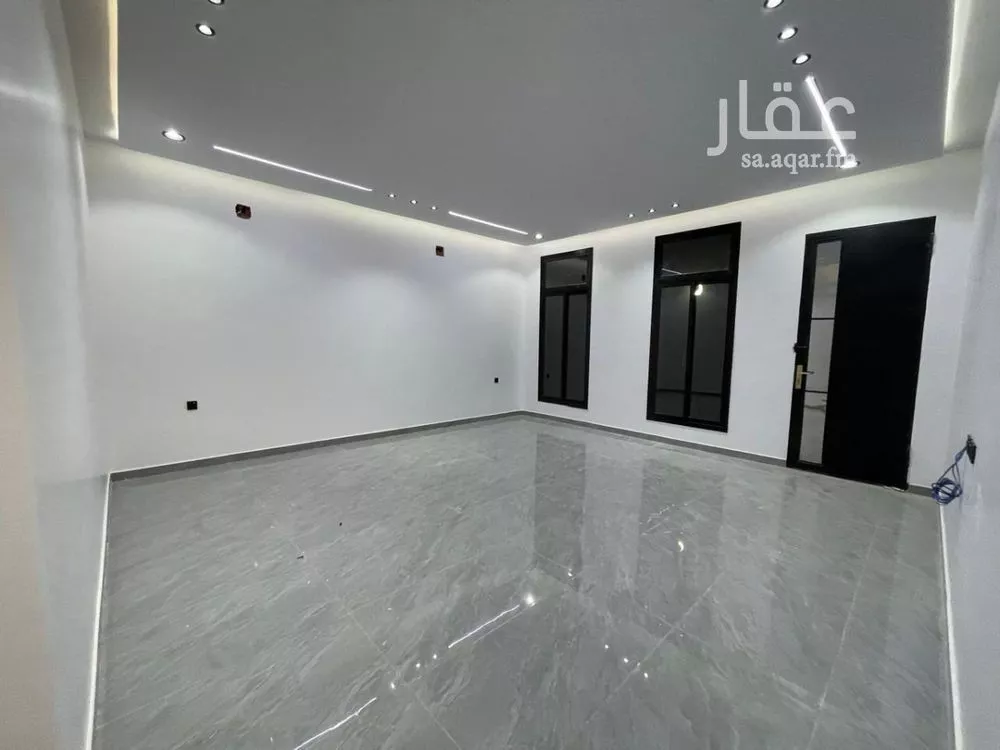 فيلا 5 غرف في الجنادرية 5