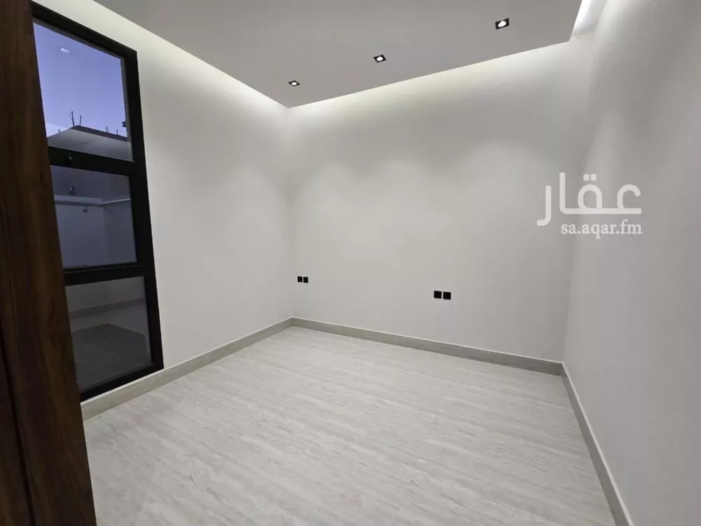 فيلا 5 غرف في النرجس 2