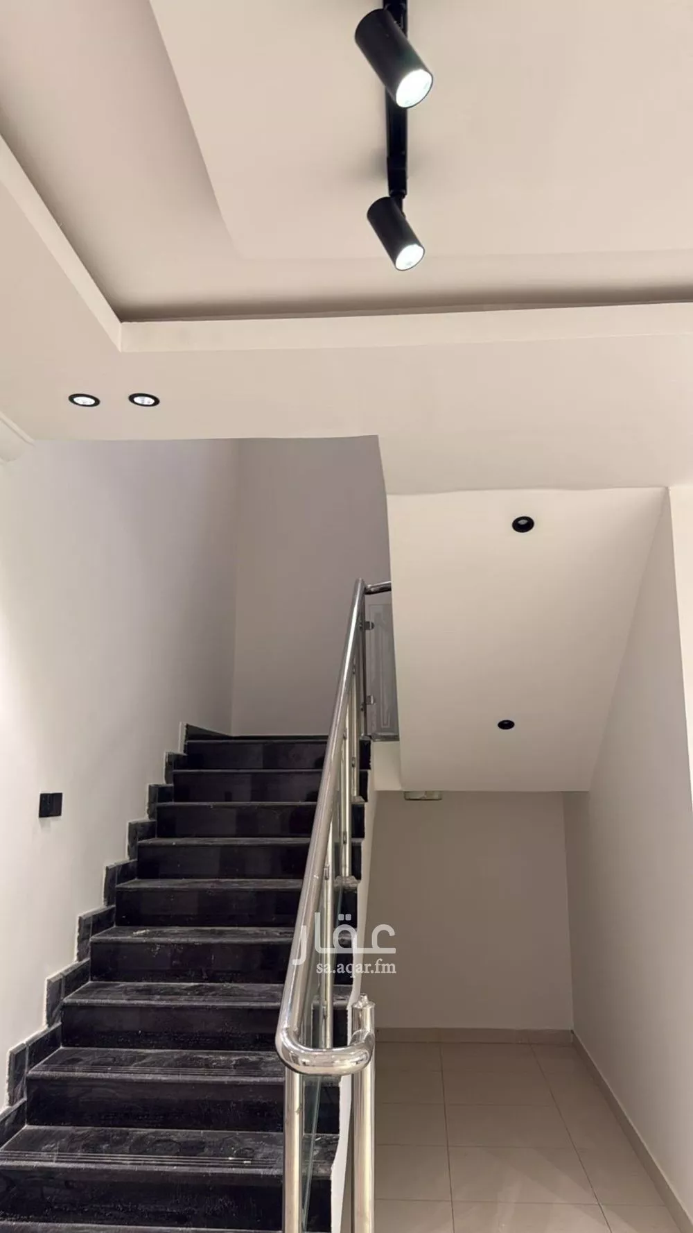 3 bedroom apartment in Al Yasmin 5