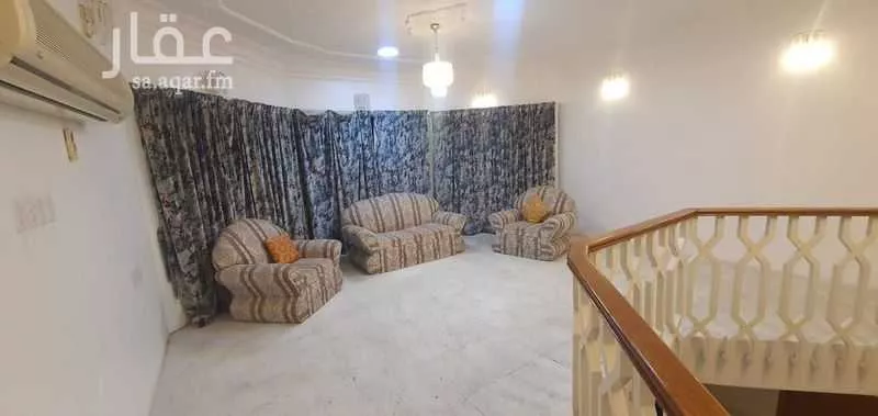 فيلا 8 غرف في النزهة 2