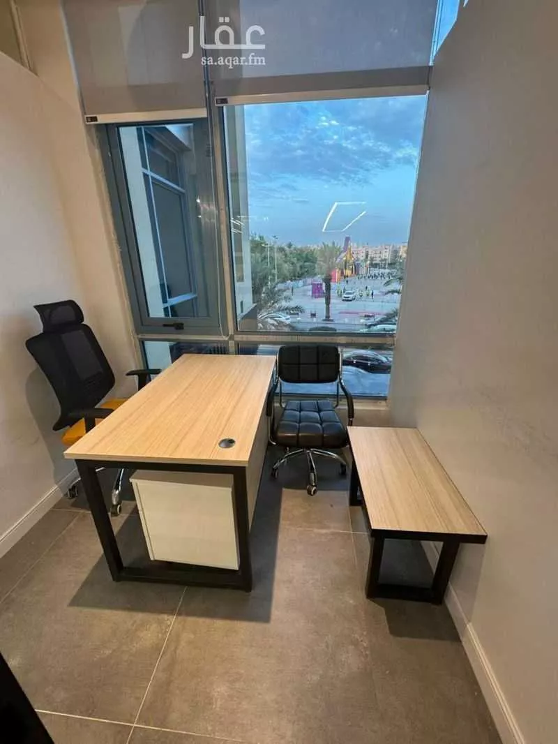 مكتب 5000 م² في الدريهمية 3