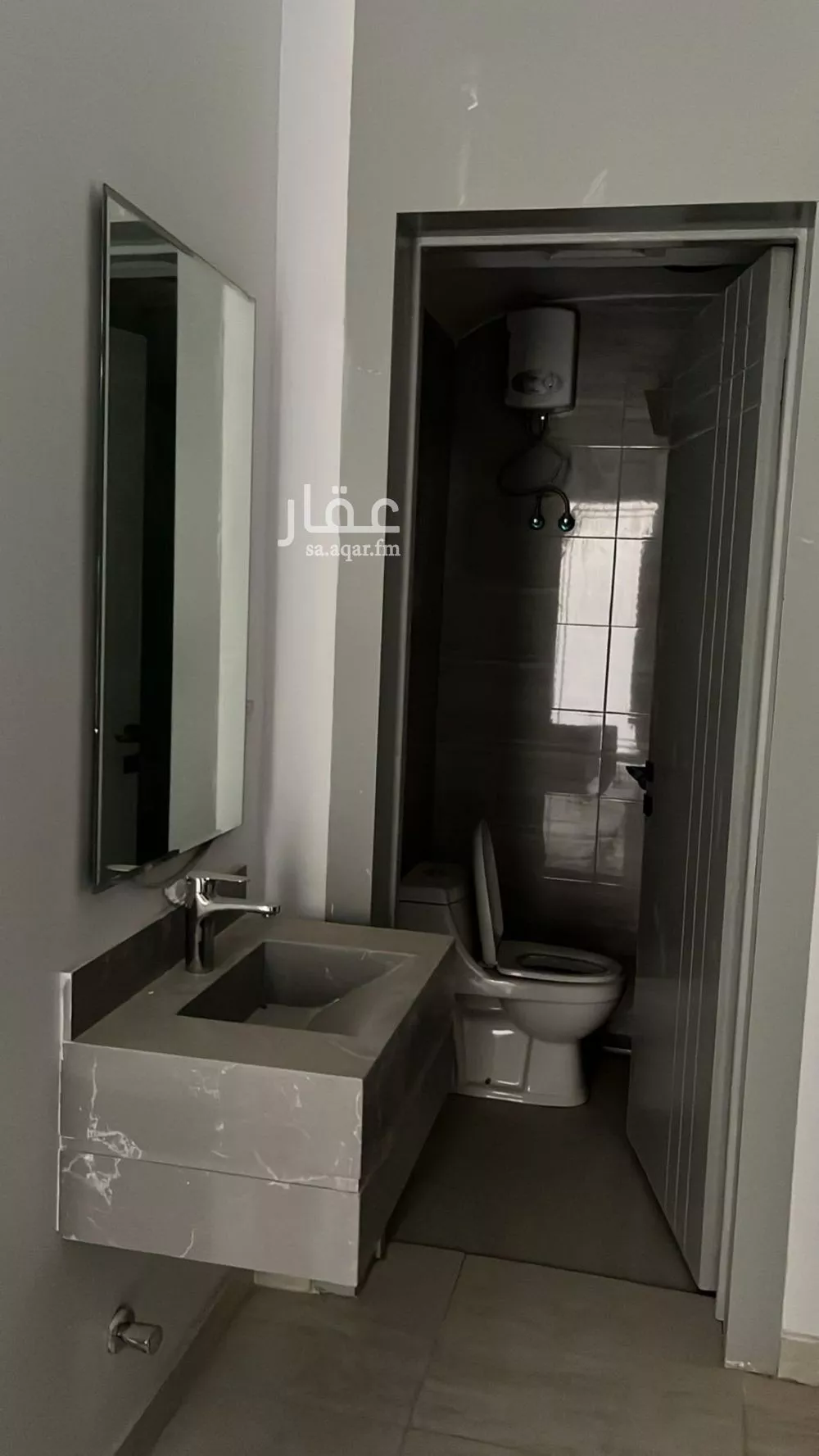 فيلا 5 غرف في الشرق 2