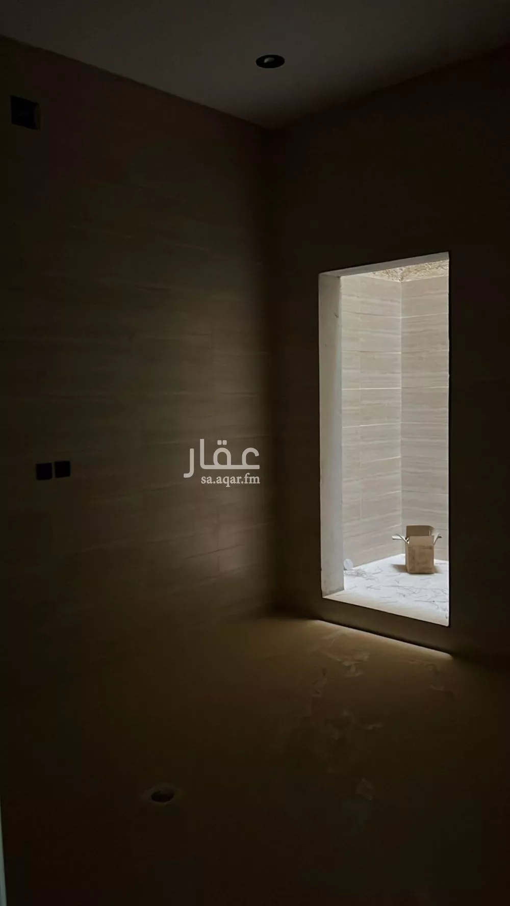 فيلا 5 غرف في الشرق 4