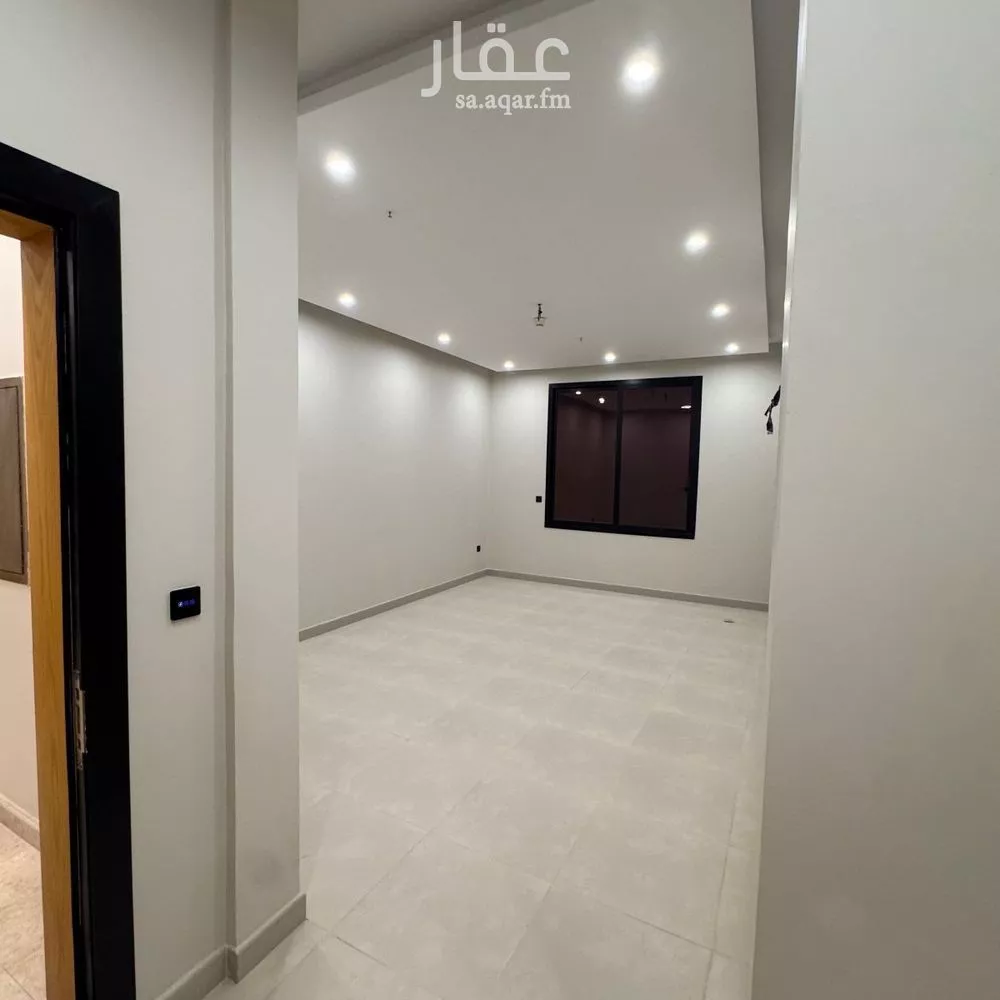 شقة 4 غرف في الرمال 3