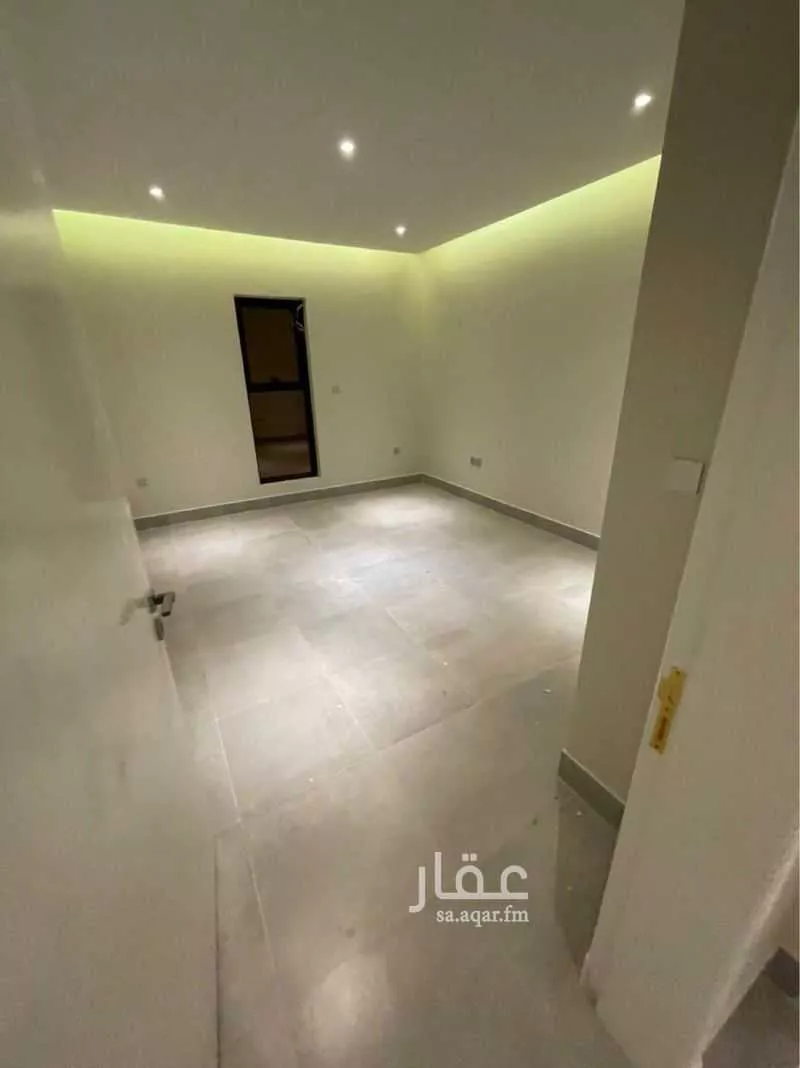 3 bedroom floor in Al Aridh 5