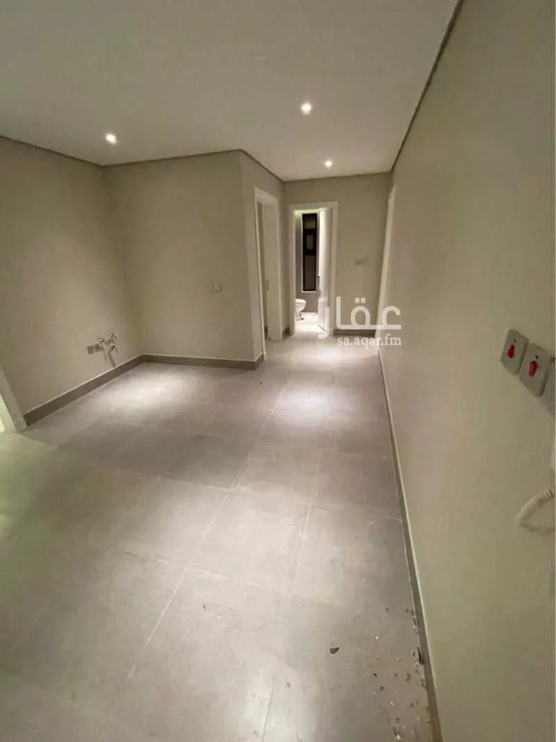 3 bedroom floor in Al Aridh 2