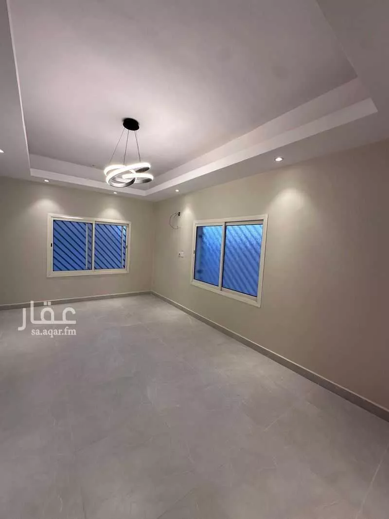 4 bedroom apartment in Al Rabwa, Riyadh 7