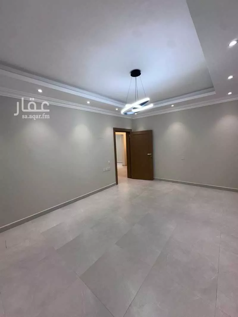 4 bedroom apartment in Al Rabwa, Riyadh 6