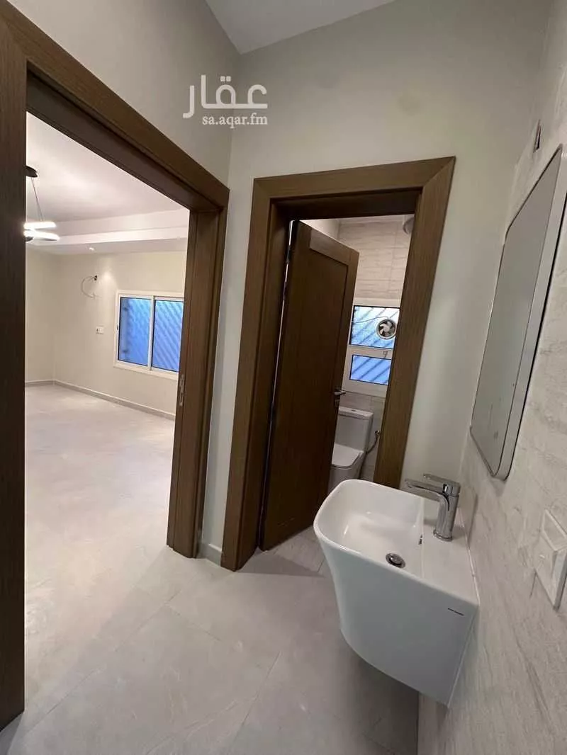 4 bedroom apartment in Al Rabwa, Riyadh 22